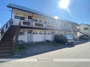 ハウスながた【1階】の外観