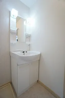 シェ・モワァB【2階】の内装