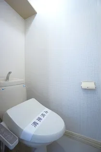 シェ・モワァB【2階】の内装