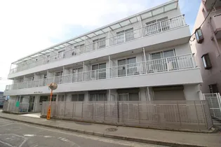 ファーストシティ六会【2階】の外観