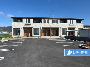 クリスタルドミール VIの画像