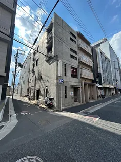 綾小路アパートメント【3階】の外観