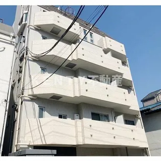 ピソ・エスペランサ【1階】の外観