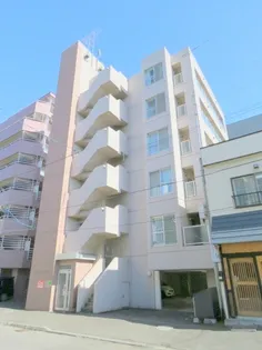 ミリューヴィラージュ【3階】の外観