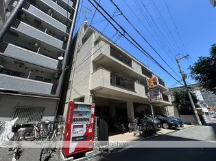 シャルル新大阪の画像