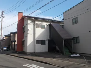 メゾン・ナウ【1階】の外観