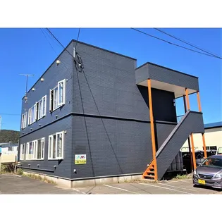 ファミール栄町【1階】の外観