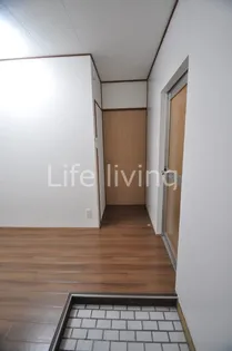 竹内ビル【4階】の玄関