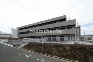 LOC’S YOKODAI【2階】の外観