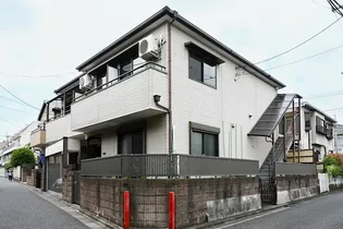 FLEUR(フルール)【2階】の外観