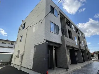 プラティーク リヴの画像