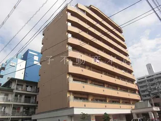 岡山県岡山市北区岡町【マンション】の外観