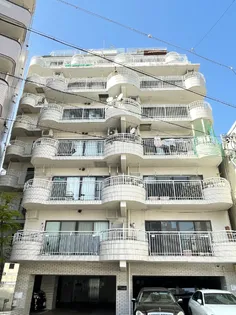 荘苑ひがし栄【5階】の外観