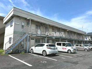 小松ハイツの外観
