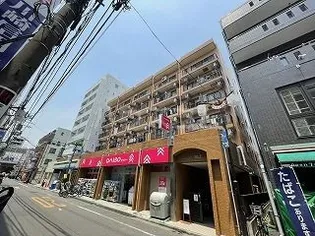 ファミーユビルの画像