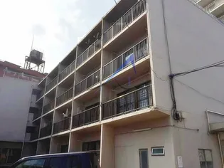 LUCA【3階】の外観