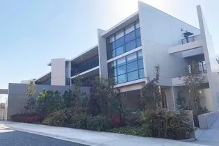 ホワイトガーデン久我山【1階】の外観