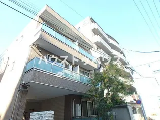 ラ・ヴィータ【1階】の外観