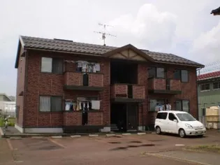 新潟県長岡市曲新町3【アパート】の外観