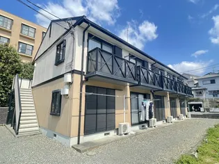 神奈川県厚木市愛名【アパート】の外観