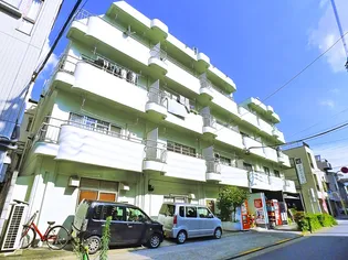 プチメゾンの画像