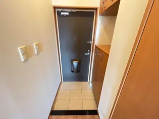 アーバンハイム【1階】の玄関