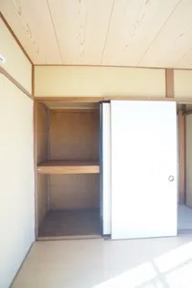 第一ハルミコーポの内装