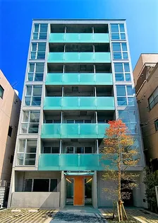 POMONA【3階】の外観