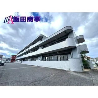 エスティ阪田の画像