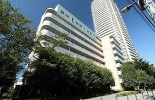 東京都新宿区河田町【マンション】の外観