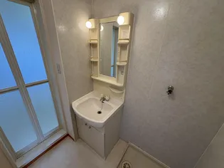 プログレスアイ【2階】の内装