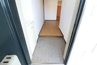 キムラコーポ敬春【3階】の玄関