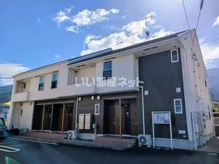 愛媛県四国中央市豊岡町大町【アパート】の外観