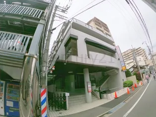 サンロイヤル池田駅前【5階】の外観