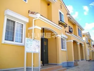 三重県名張市希央台5番町【アパート】の外観