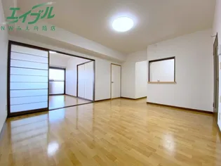 フレシール【1階】の居間