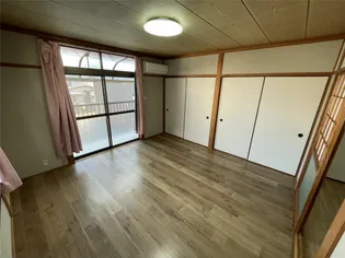 コーポ若【2階】の居間