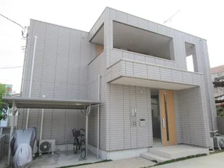 ファミール【1階】の外観