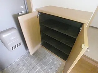 アルバNA【2階】の内装