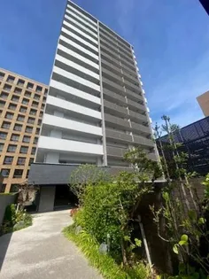 アルファステイツ県庁前の画像