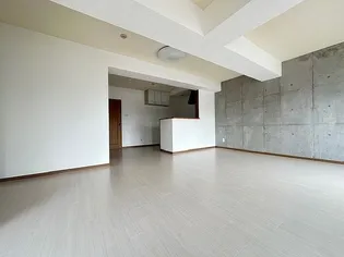 ナチュラルタウンI【2階】の居間