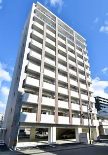 GRAND MERCIの画像