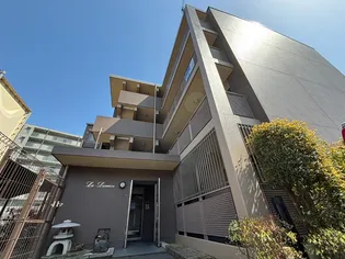 ラ ルミエールの画像