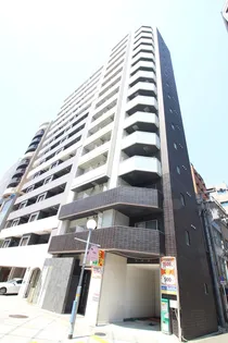 ソフィア南森町【2階】の外観