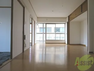 二日町ホームプラザ【4階】の居間