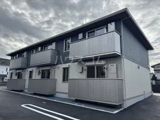 グランディオ B【1階】の外観