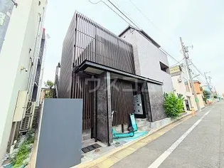 Casa Aspera Jiyugaokaの外観