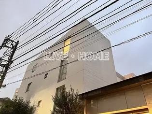 東京都新宿区西新宿4【マンション】の外観