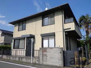 埼玉県坂戸市鶴舞4【一戸建】の外観