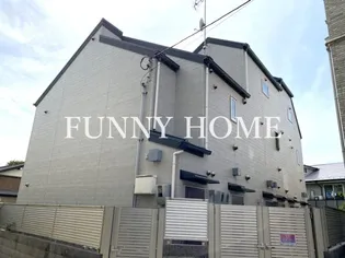 ROW HOUSE上馬【1階】の外観